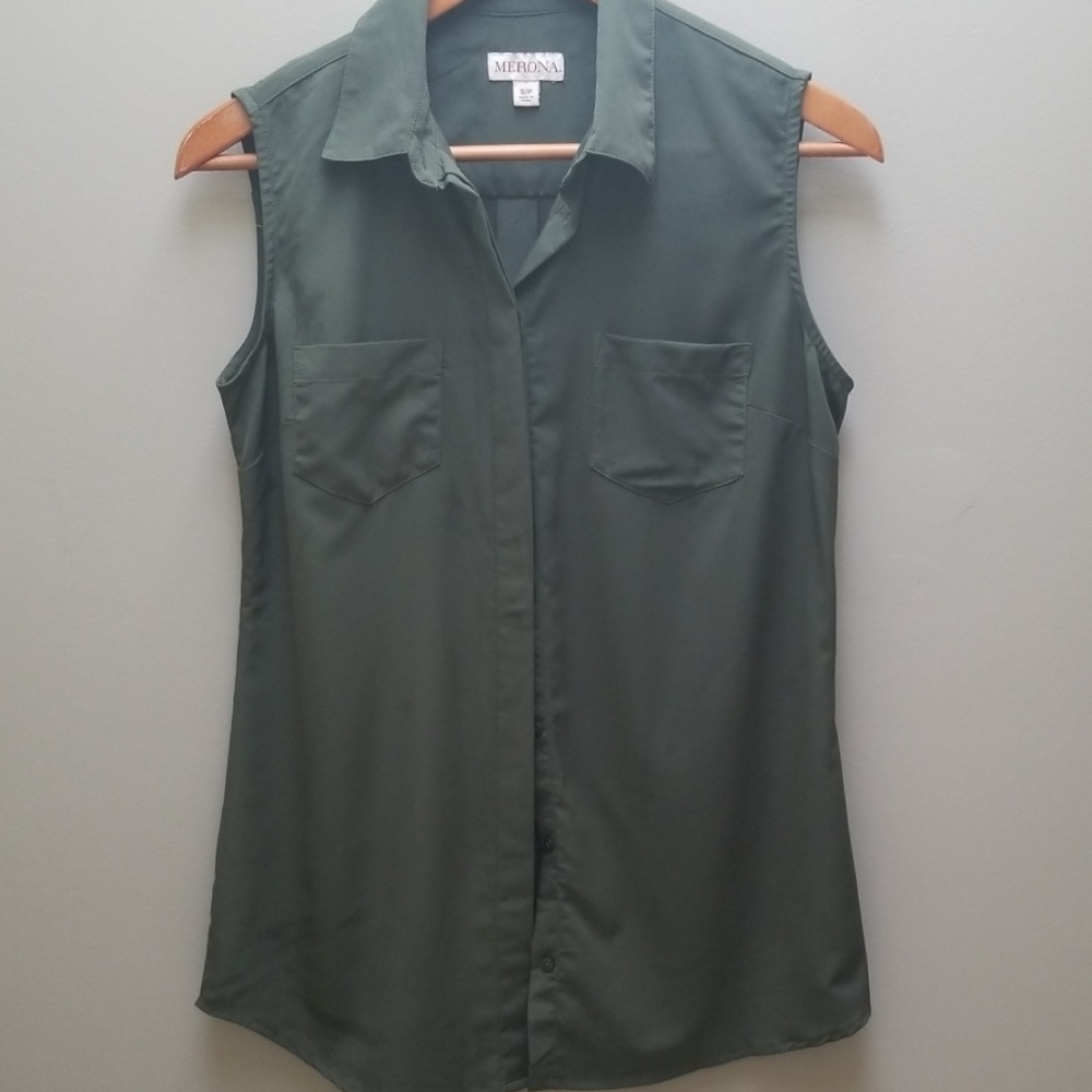 Merona sleeves tunic button up. Size S